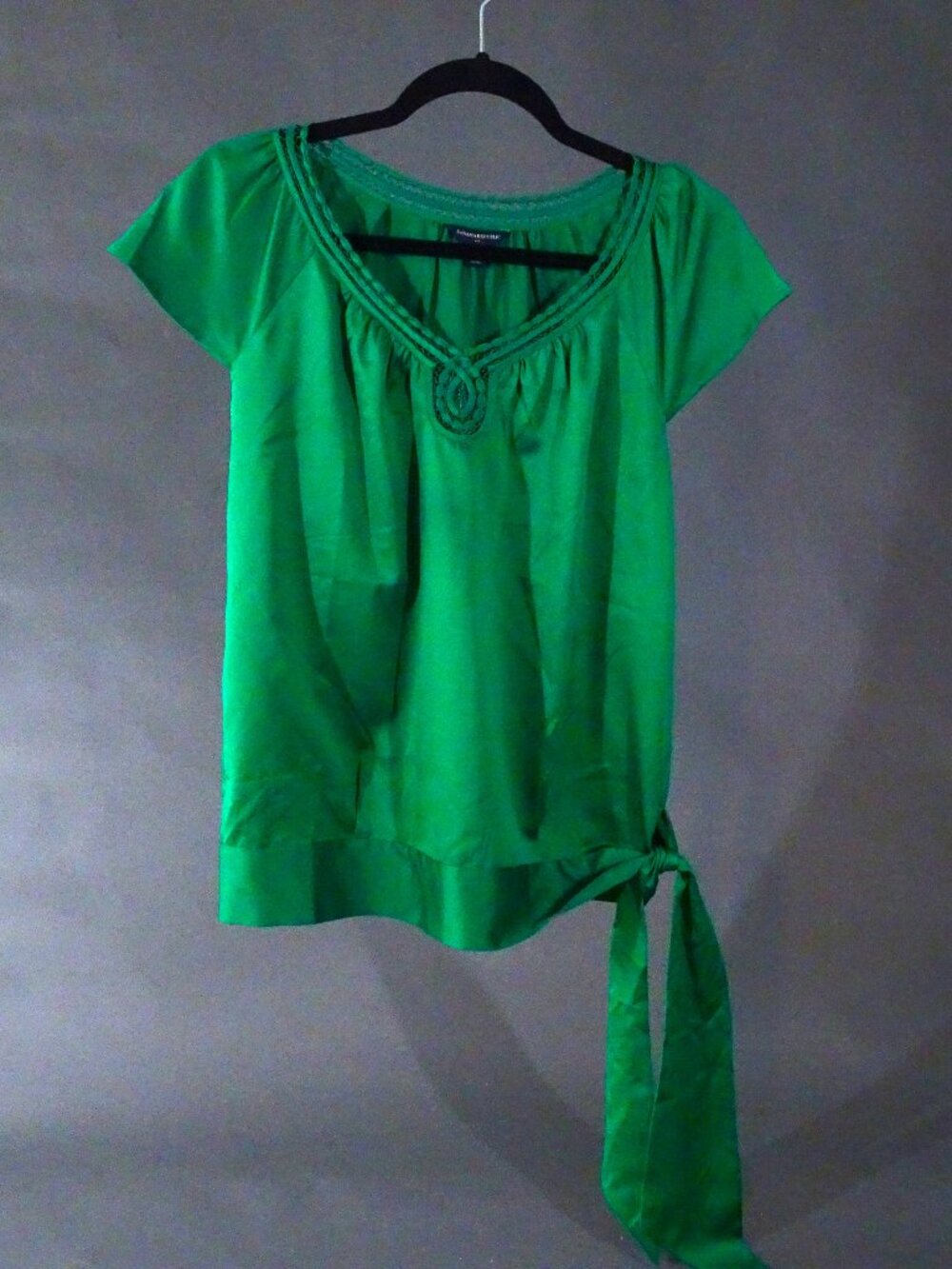 Banana Republic Silky Green Blouse